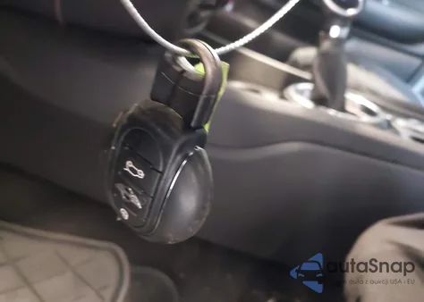 2017 Mini Clubman Cooper S z USA, uszkodzony, nr VIN WMWLU5C53H2E80492